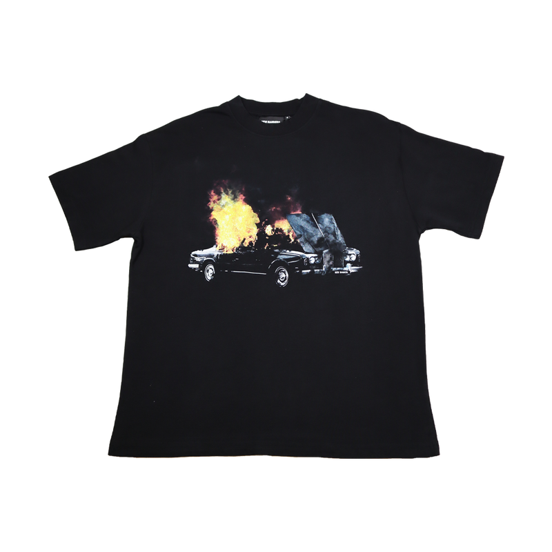 NEW MANNERS Burning Royce Tee Black